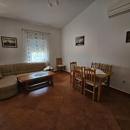 Apartments Kaja Pula Exterior photo