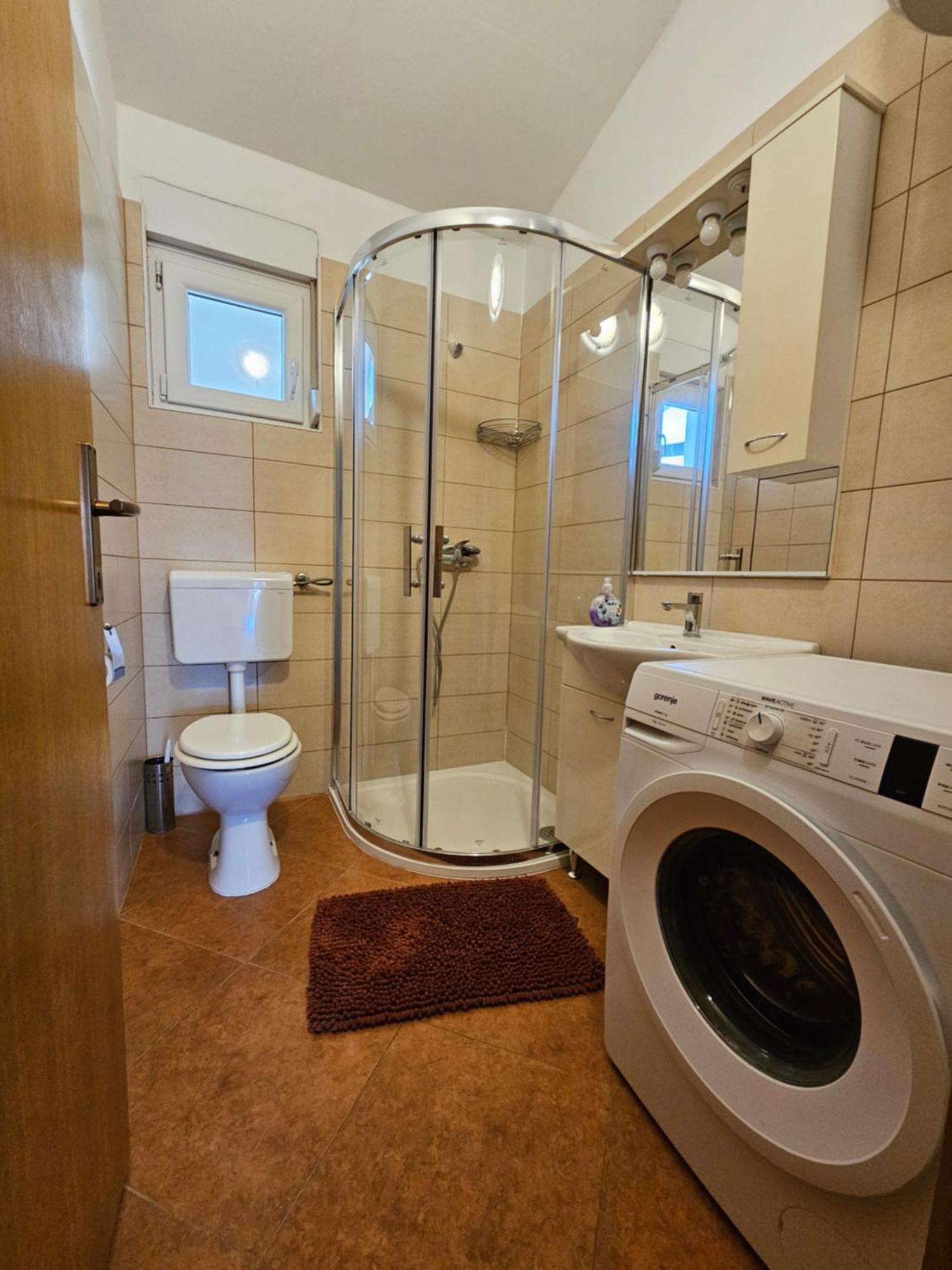 Kaja Apartment
